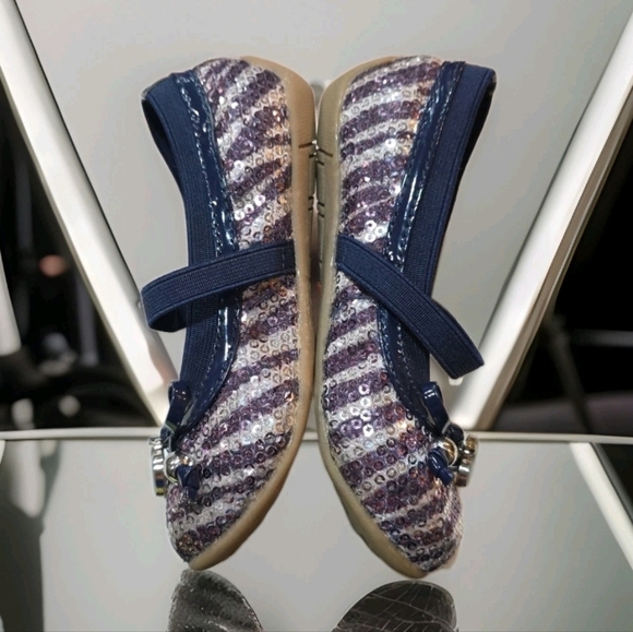 Michael Kors Kids' Navy and Purple Sequin Shoes 'Lil Cora 2' - Picture 2 of 9